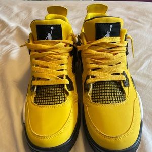 Jordan 4 lightning reps (worn once)